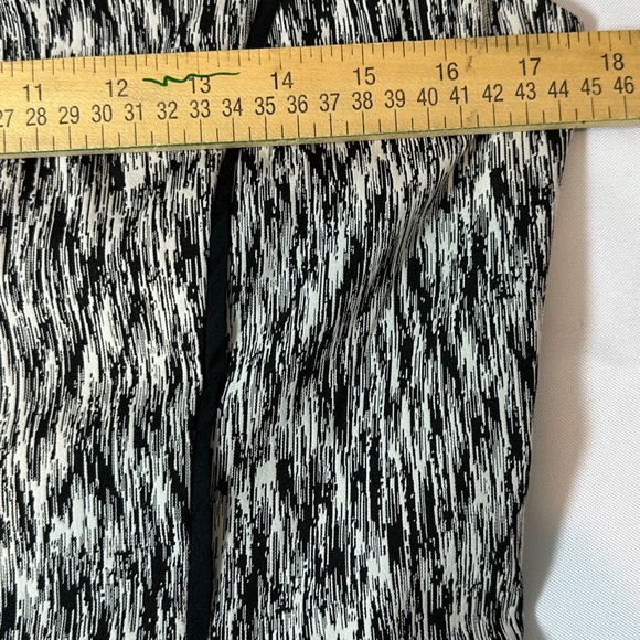 Banana Republic Gray and Black Sheath Midi Dress V-Neck Sleeveless - Picture 3 of 6